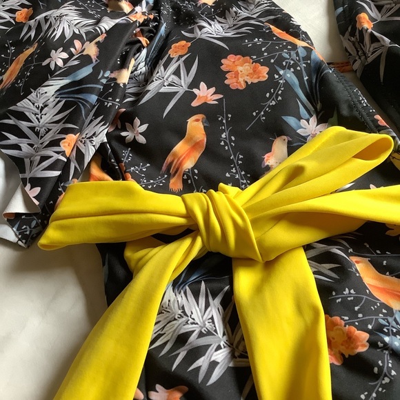 Swimming suit, with sleeves, tropical pattern, with bow - Picture 5 of 7